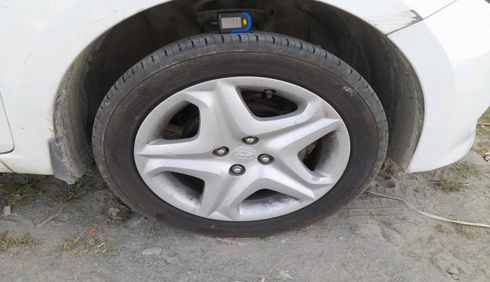 2017 Hyundai Elite i20 ASTA 1.2, Petrol, Manual, 36,804 km, tyre