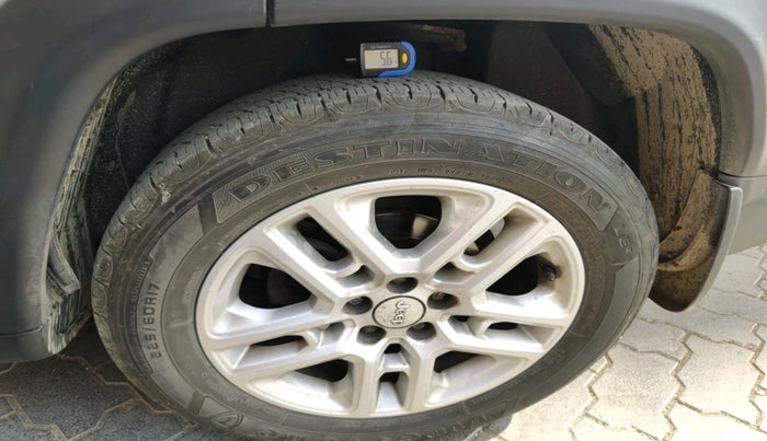 2017 Jeep Compass LIMITED (O) 2.0 DIESEL, Diesel, Manual, 69,110 km, tyre