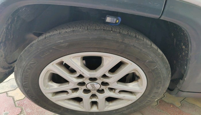 2017 Jeep Compass LIMITED (O) 2.0 DIESEL, Diesel, Manual, 69,110 km, tyre