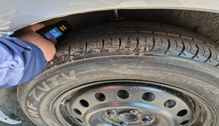 2015 Toyota Etios GD, Diesel, Manual, 2,45,348 km, tyre