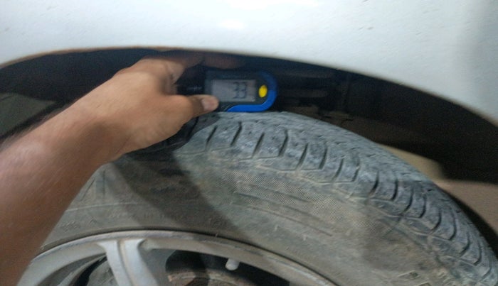 2007 Maruti Zen Estilo VXI, Petrol, Manual, 1,06,387 km, tyre