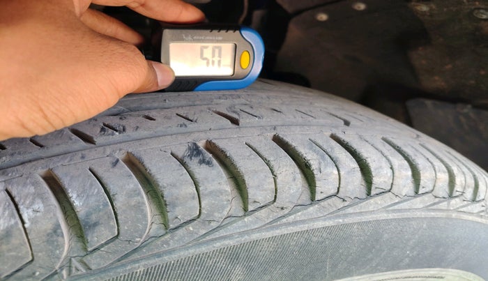 2019 Mahindra MARAZZO M2 7STR, Diesel, Manual, 1,46,858 km, tyre