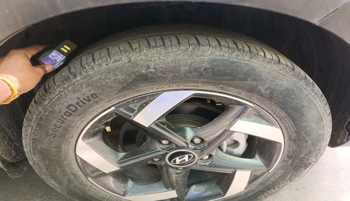 2019 Hyundai VENUE SX 1.0 TURBO, Petrol, Manual, 34,704 km, tyre