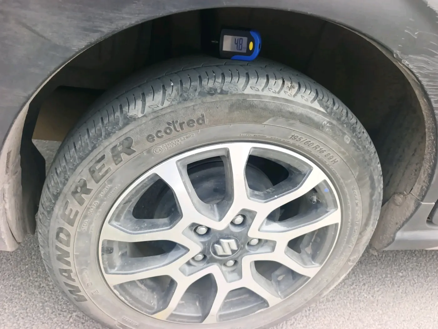 2023 Maruti XL6 ZETA CNG, CNG, Manual, 78,344 km, tyre