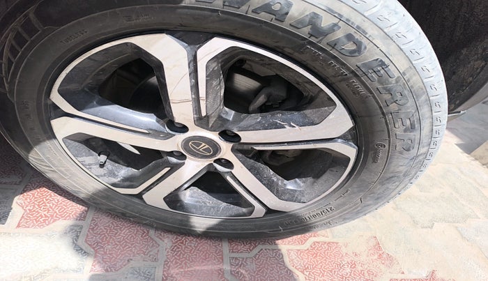 2022 Tata NEXON EV XZ PLUS, Electric, Automatic, 62,683 km, tyre