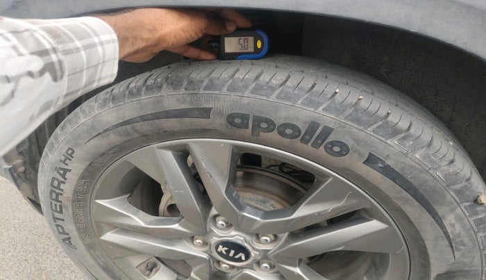 2019 KIA SELTOS HTX PLUS AT1.5 DIESEL, Diesel, Automatic, 1,11,027 km, tyre