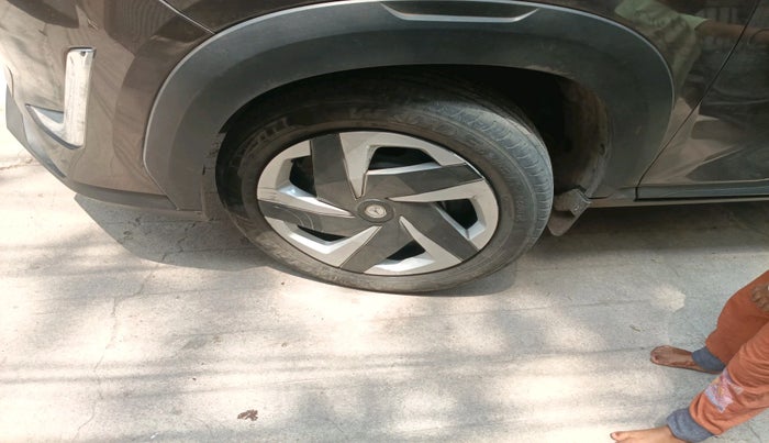 2021 Nissan MAGNITE XL TURBO CVT, Petrol, Automatic, 41,928 km, tyre