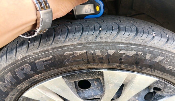 2021 Maruti Ertiga VXI CNG, CNG, Manual, 1,57,186 km, tyre