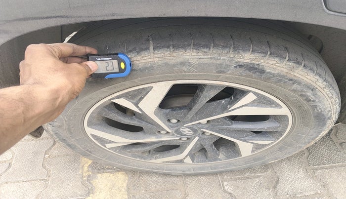 2021 Hyundai Creta SX EXECUTIVE 1.5 DIESEL, Diesel, Manual, 1,15,779 km, tyre