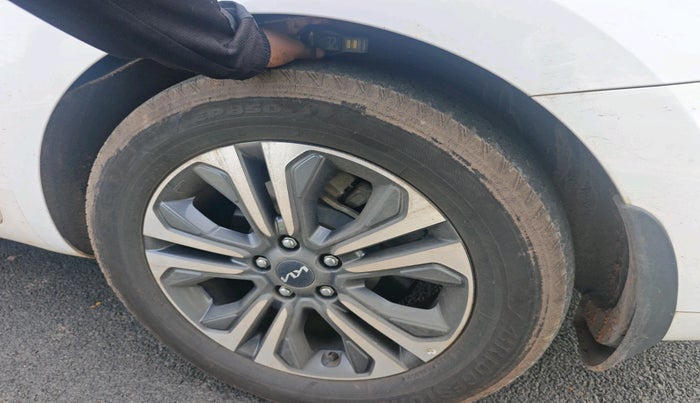 2022 KIA CARNIVAL LIMOUSINE PLUS 2.2 7 STR, Diesel, Automatic, 40,431 km, tyre