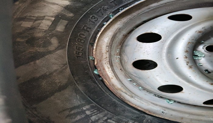 2013 Maruti Wagon R 1.0 LXI CNG, CNG, Manual, 83,412 km, tyre