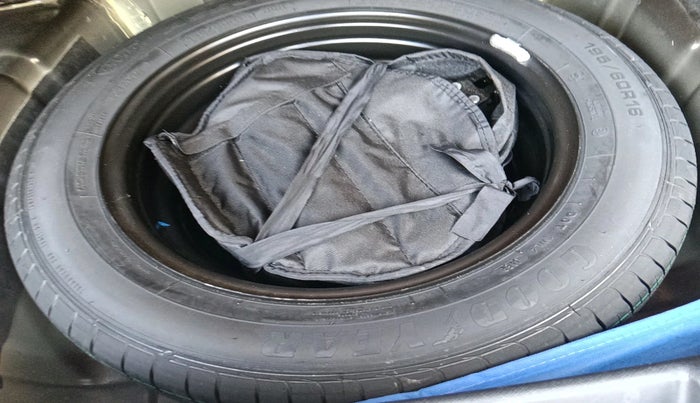 2023 Tata NEXON XZA PLUS LUX SUNROOF RED DARK PETROL, Petrol, Automatic, 43,693 km, tyre