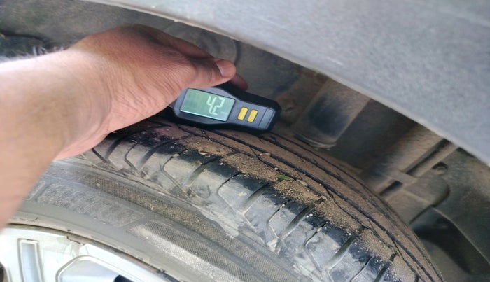 2018 Tata NEXON XM DIESEL, Diesel, Manual, 1,94,461 km, tyre