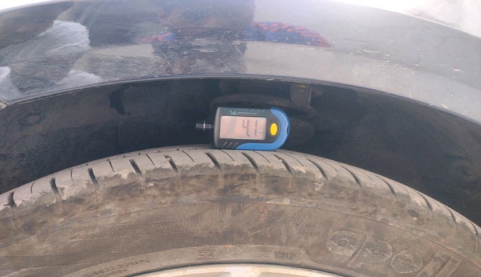 2025 Hyundai Verna SX 1.5 l MPI, Petrol, Manual, 8,587 km, tyre