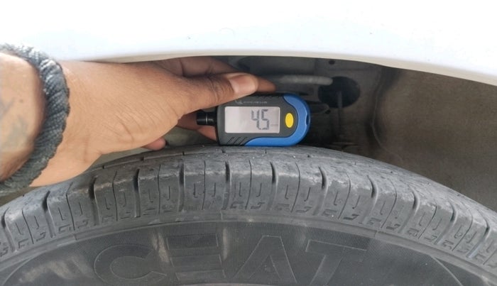 2022 Maruti Alto LXI O, Petrol, Manual, 1,00,040 km, tyre