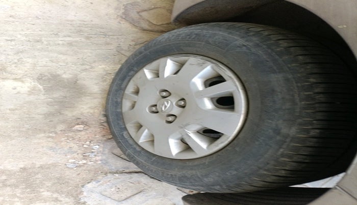 2012 Hyundai i20 MAGNA (O) 1.2, Petrol, Manual, 84,081 km, tyre