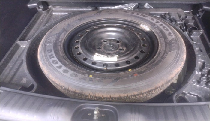 2017 Jeep Compass LIMITED 2.0 DIESEL 4X4, Diesel, Manual, 72,973 km, tyre