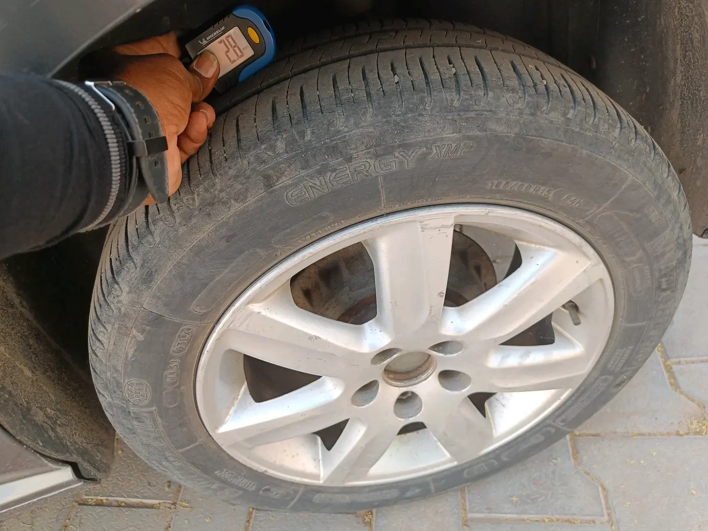2013 Volkswagen Polo COMFORTLINE 1.2L, Diesel, Manual, 88,520 km, tyre