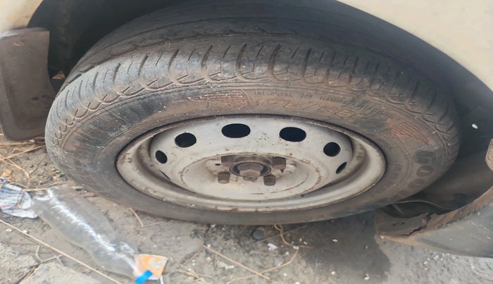 2012 Tata Indigo ECS LS TDI , Diesel, Manual, 1,21,067 km, tyre