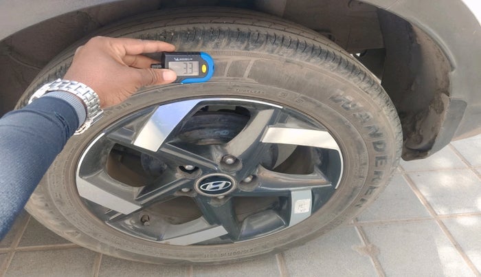2021 Hyundai VENUE SX 1.0 TURBO IMT, Petrol, Manual, 51,792 km, tyre