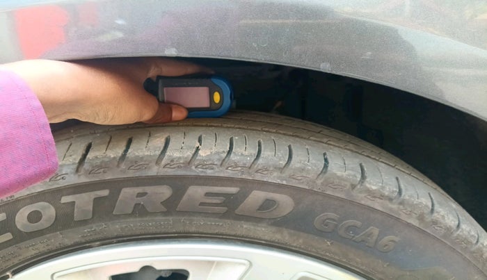 2023 Tata ALTROZ XM PLUS SUNROOF, Petrol, Manual, 3,220 km, tyre