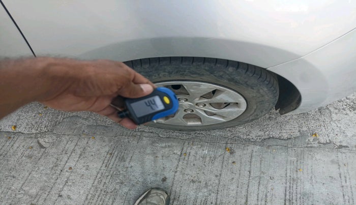 2018 Hyundai Xcent S AT 1.2, Petrol, Automatic, 41,197 km, tyre