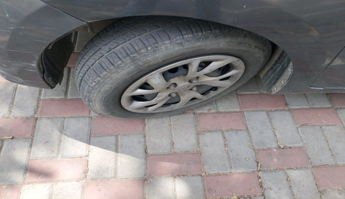 2017 Hyundai Grand i10 SPORTZ 1.2 KAPPA VTVT, Petrol, Manual, 1,13,788 km, tyre