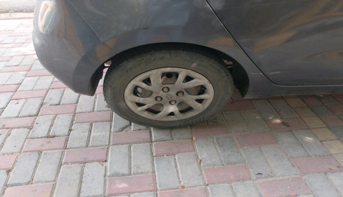 2017 Hyundai Grand i10 SPORTZ 1.2 KAPPA VTVT, Petrol, Manual, 1,13,788 km, tyre