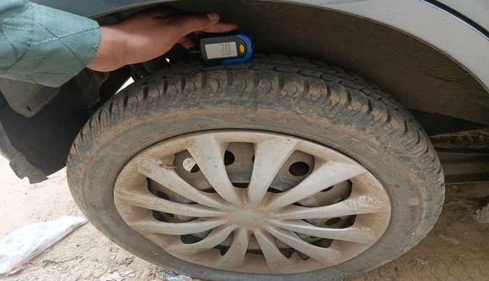 2016 Maruti Wagon R 1.0 VXI AMT, Petrol, Automatic, 25,646 km, tyre