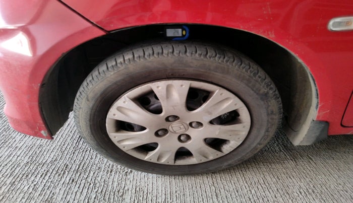 2012 Honda Brio S MT, Petrol, Manual, 95,172 km, tyre