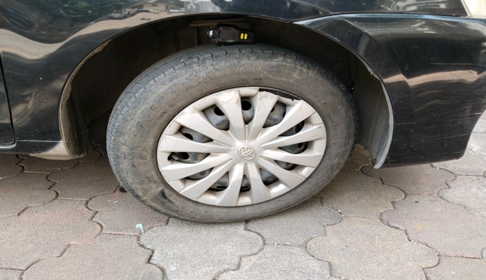 2011 Toyota Etios G, CNG, Manual, 93,766 km, tyre