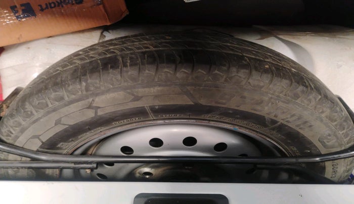 2021 Maruti New Wagon-R LXI CNG 1.0, CNG, Manual, 79,432 km, tyre