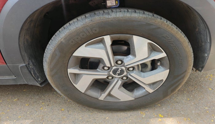 2021 KIA SONET HTX 1.0 IMT, Petrol, Manual, 13,504 km, tyre