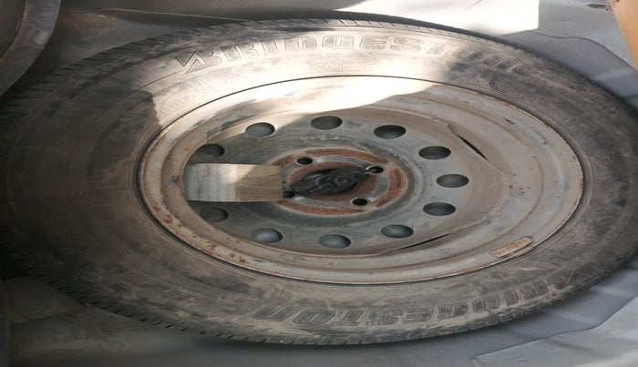 2015 Hyundai i10 MAGNA 1.1, Petrol, Manual, 52,163 km, tyre