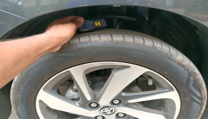 2024 Toyota Glanza V AMT, Petrol, Automatic, 3,140 km, tyre