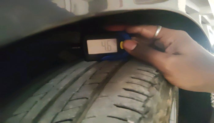 2013 Hyundai Grand i10 MAGNA 1.2 KAPPA VTVT, Petrol, Manual, 1,02,500 km, tyre