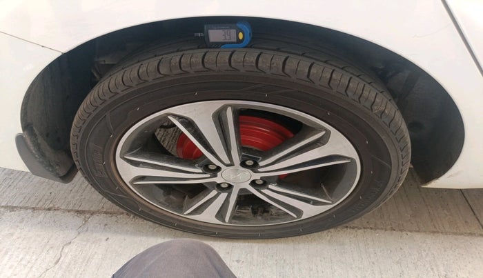 2019 Hyundai Verna 1.6 VTVT SX, Petrol, Manual, 44,639 km, tyre