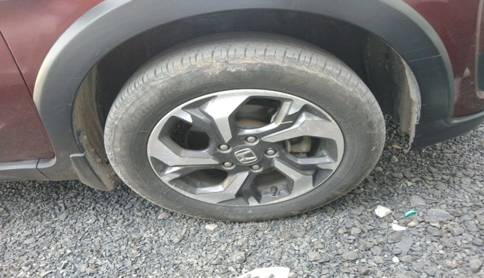 2016 Honda BR-V 1.5L I- DTEC V, Diesel, Manual, 1,31,035 km, tyre