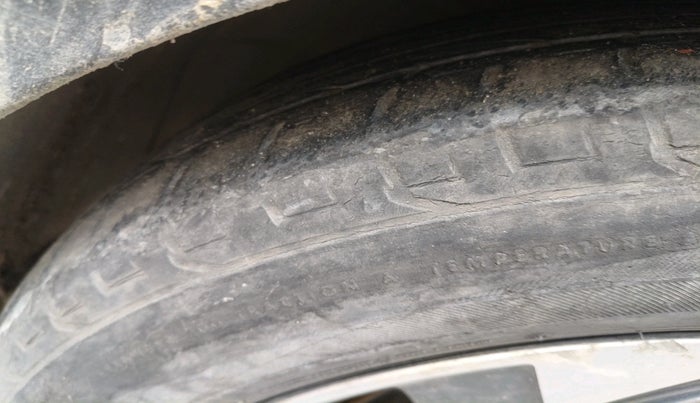 2018 Hyundai Creta SX AT 1.6 DIESEL, Diesel, Automatic, 1,30,046 km, tyre