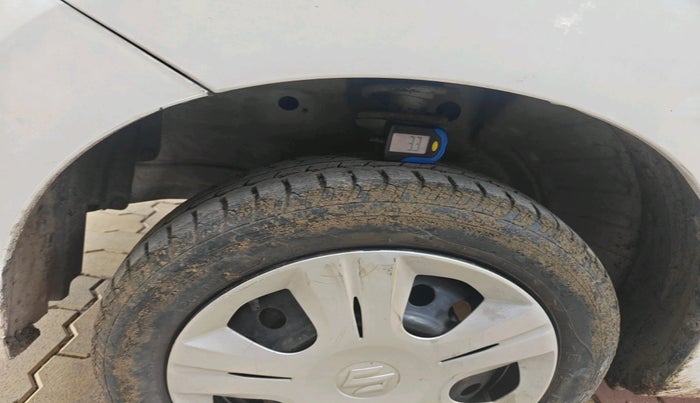 2015 Maruti Wagon R 1.0 VXI, Petrol, Manual, 9,771 km, tyre