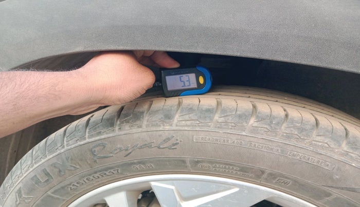 2022 Hyundai Creta SX 1.5 PETROL, Petrol, Manual, 35,803 km, tyre