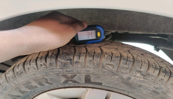 2012 Maruti Alto 800 LX, Petrol, Manual, 20,488 km, tyre