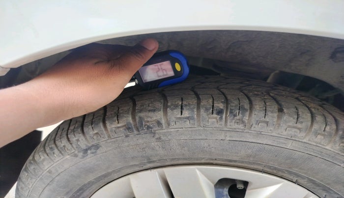 2012 Maruti Alto 800 LX, Petrol, Manual, 20,488 km, tyre