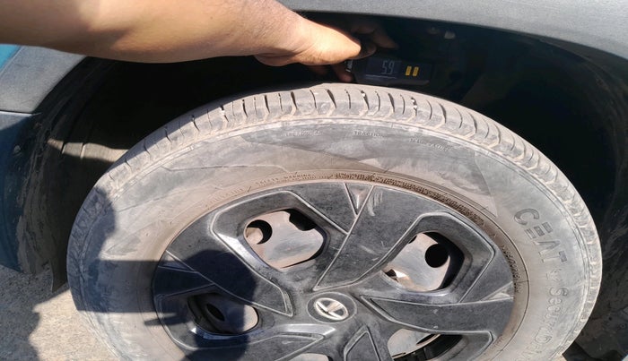 2023 Tata PUNCH ADVENTURE AMT, Petrol, Automatic, 14,299 km, tyre