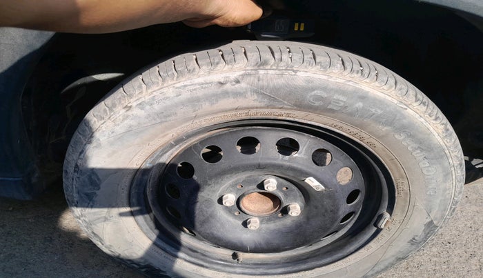 2023 Tata PUNCH ADVENTURE AMT, Petrol, Automatic, 14,299 km, tyre