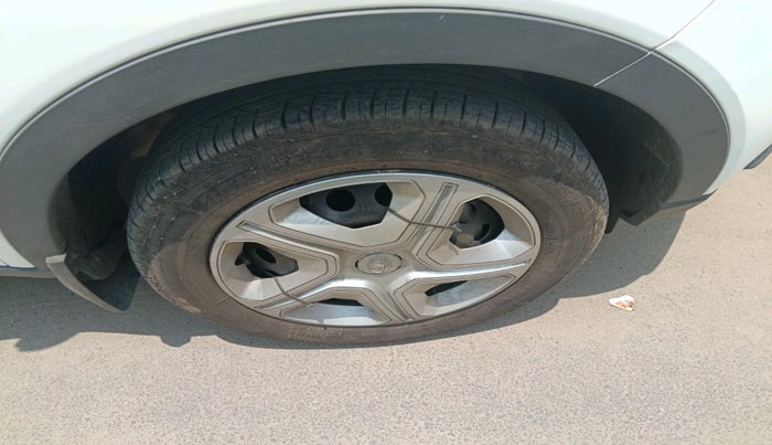 2023 Tata NEXON XMA PETROL, Petrol, Automatic, 8,994 km, tyre