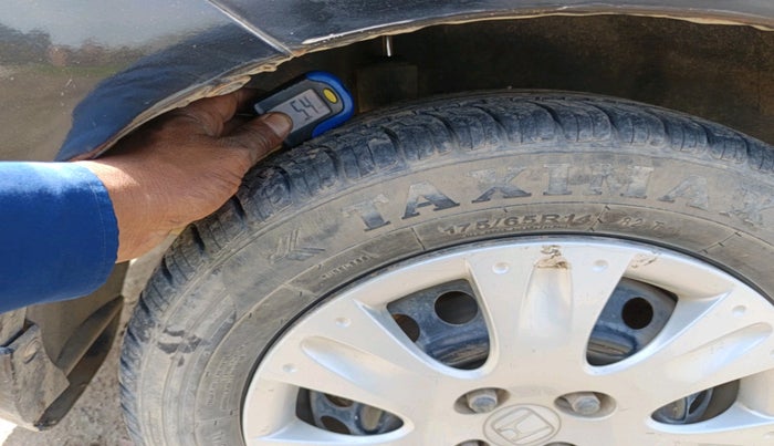 2017 Honda Amaze 1.2L I-VTEC S, Petrol, Manual, 70,184 km, tyre