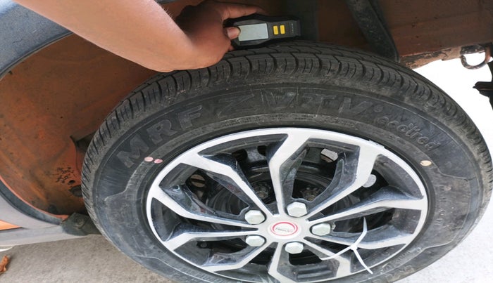 2020 Maruti S PRESSO VXI PLUS AMT, Petrol, Automatic, 58,872 km, tyre