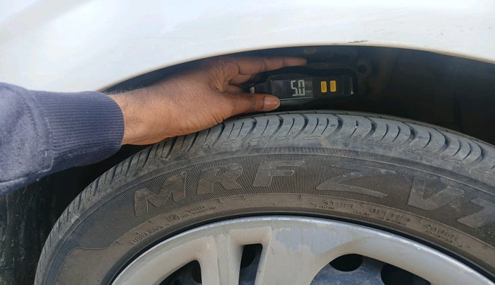 2020 Hyundai AURA S 1.2, CNG, Manual, 74,174 km, tyre