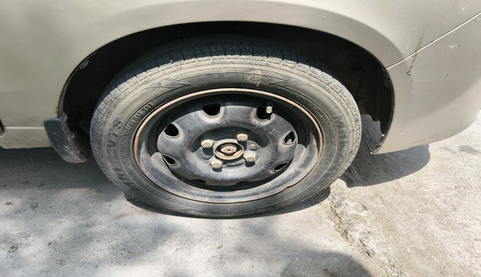 2010 Maruti Alto K10 VXI, Petrol, Manual, 32,794 km, tyre